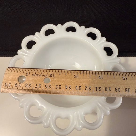 Vintage Anchor Hocking Milk Glass Lace  "Old Colony" 5.25" Sherbet Bowl Pedestal - Picture 13 of 16